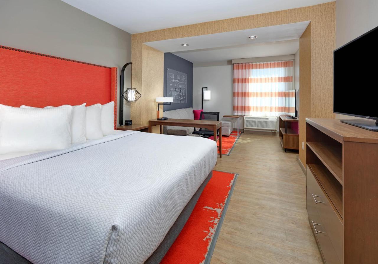 Hotel La Quinta & By Wyndham 3*