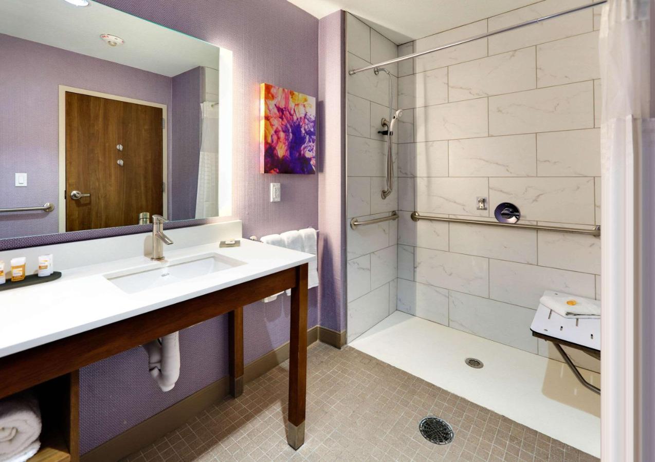 La Quinta & By Wyndham Hotel 3*